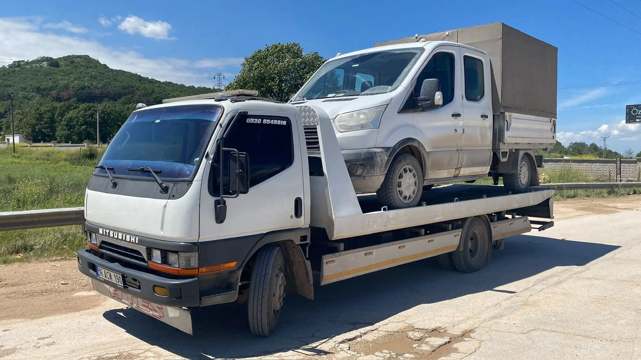 Kamyonet ile hızlı ve güvenilir araç taşıma